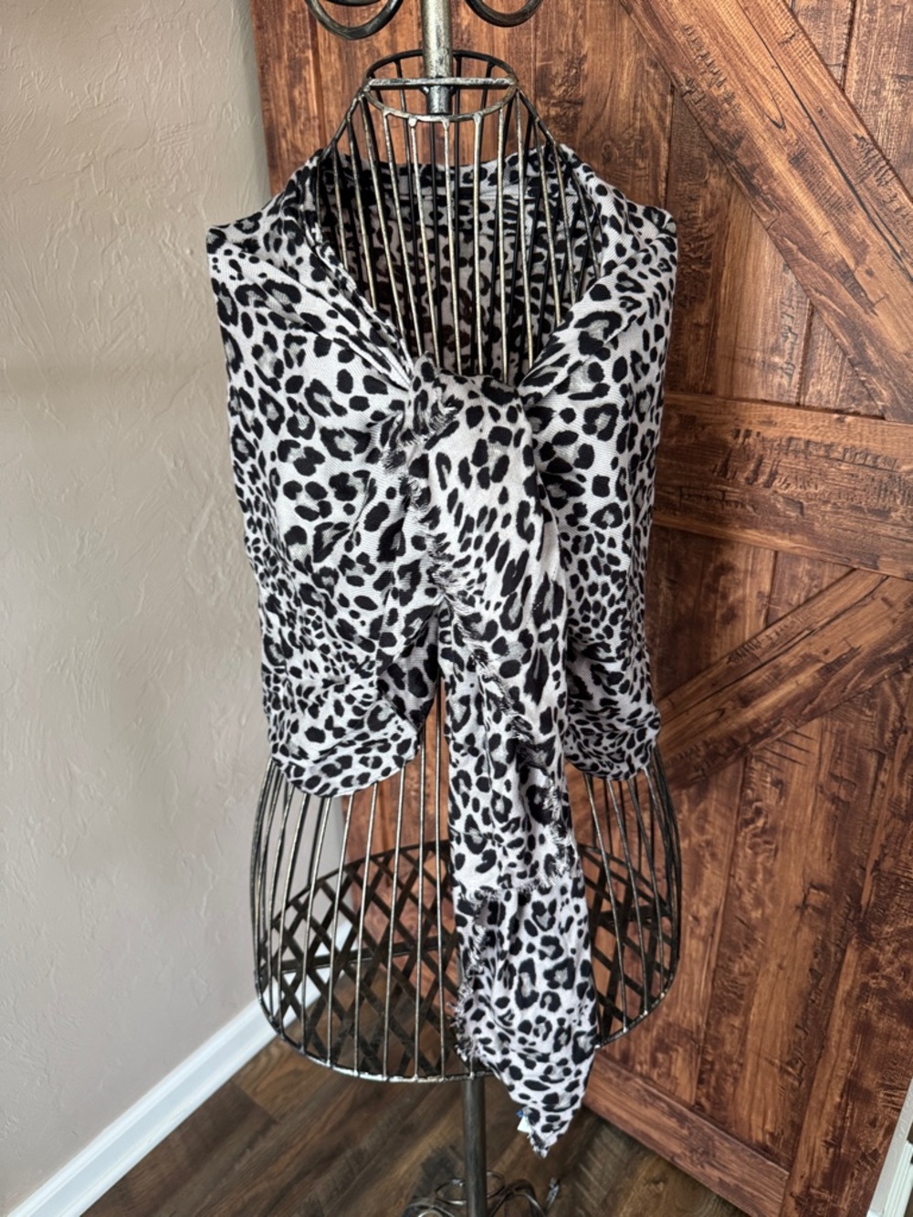 Apt 9 Black and Gray Animal Print Beach Cover-Up  or Shawl 22” W, 68” L